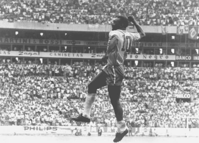Pelé, o Santos e o Corinthians: como um Rei pode ser algoz